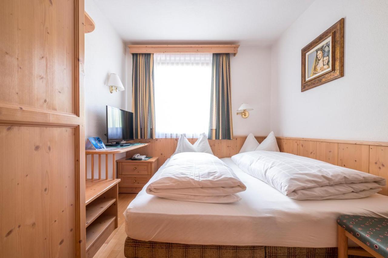 Hotel Serena Badia (South Tyrol) Exterior foto